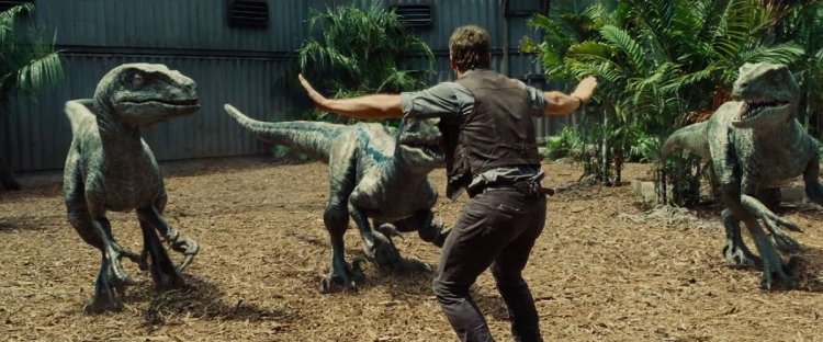 hero_JurassicWorld-2015-1