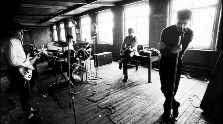 joy_division_love_will_tear_us_apart
